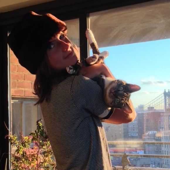 Meet your Posher, Alanna - Picture 1 of 1